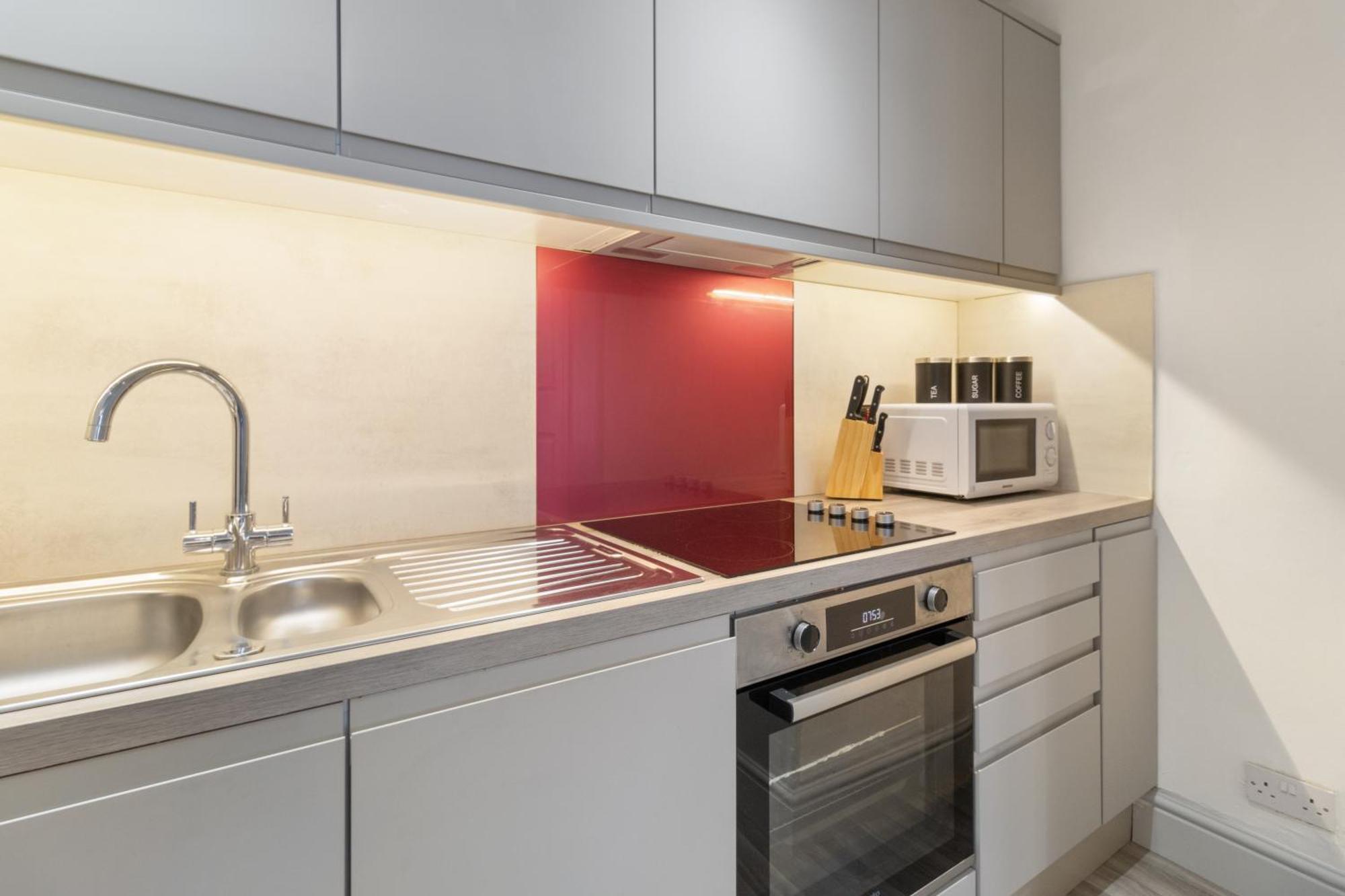Whiskawaystays - Foregate Street - Apartment 4 Вустер Экстерьер фото